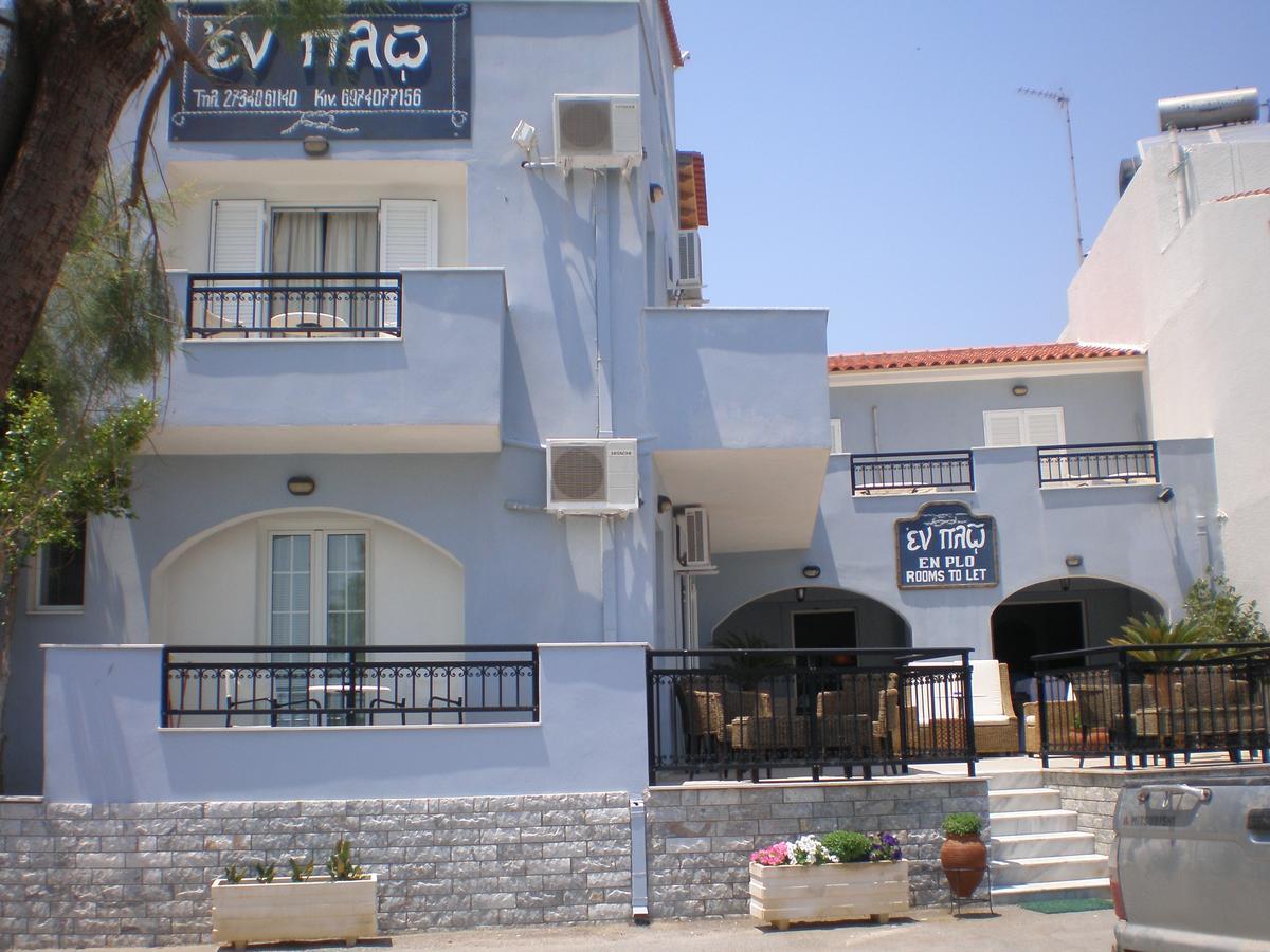 En Plo Hotel Elafonissos Exterior foto
