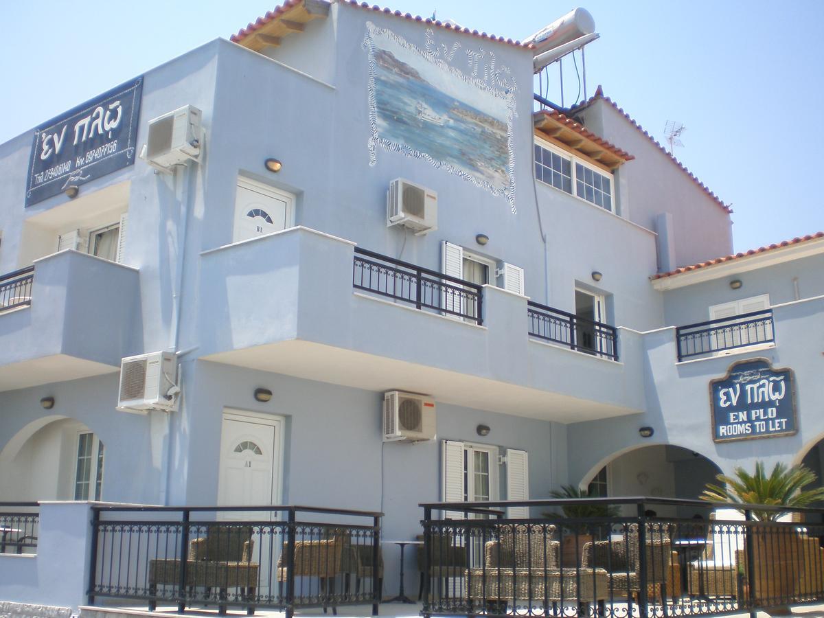 En Plo Hotel Elafonissos Exterior foto